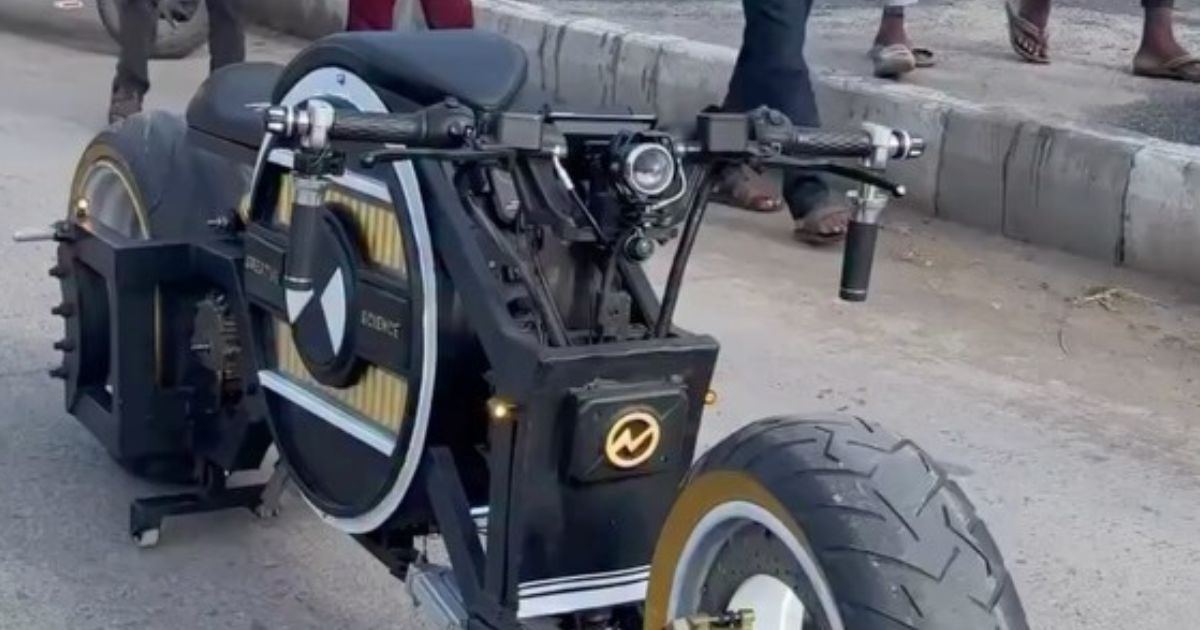 इलेक्ट्रिक बाइक 'गरुड'